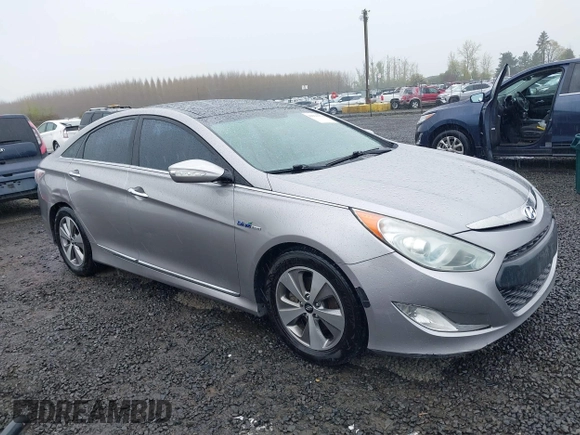 2012 Hyundai Sonata Hybrid with VIN KMHEC4A44CA040923, listed as a IAAI auction lot 41990974 with 177,113 mi miles and . Bid and sale history available at DreamBid. Image 1.