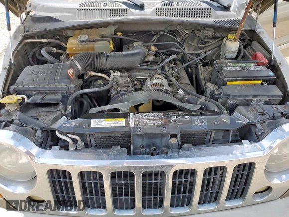 2005 Jeep Liberty Limited with VIN 1J8GL58K35W724478, listed as a Copart auction lot 61165405 with 202,099 mi miles and Salvage title. Bid and sale history available at DreamBid. Image 11.