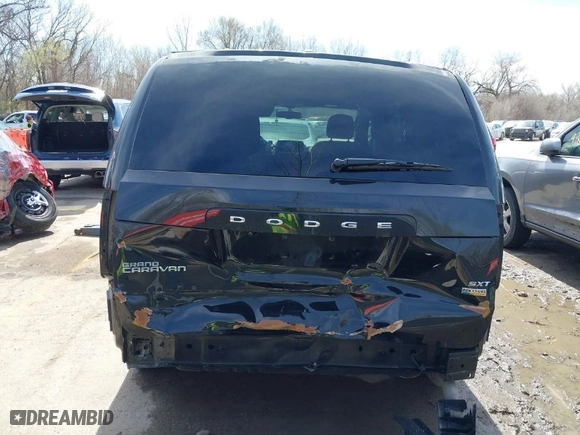 2018 Dodge Grand Caravan SXT with VIN 2C4RDGCG6JR249424, listed as a IAAI auction lot 41868778 with 90,156 mi miles. Bid and sale history available at carsss.com. Image 17.