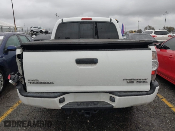 2009 Toyota Tacoma PreRunner with VIN 3TMJU62NX9M078106, listed as a IAAI auction lot 41768489 with 83,360 mi miles. Bid and sale history available at carsss.com. Image 17.