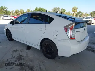 2014 Toyota Prius Four with VIN JTDKN3DU7E0376226, listed as a IAAI auction lot 42066143 with Not Provided miles. Bid and sale history available at carsss.com. Image 3.