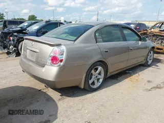 2006 Nissan Altima SE with VIN 1N4BL11DX6C268090, listed as a IAAI auction lot 42374346 with 195,240 mi miles and . Bid and sale history available at DreamBid. Image 4.