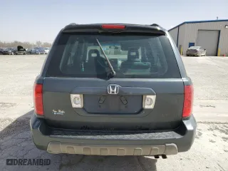 2004 Honda Pilot LX with VIN 2HKYF18174H510665, listed as a Copart auction lot 49353745 with 225,718 mi miles and Clean Title. Bid and sale history available at carsss.com. Image 6.