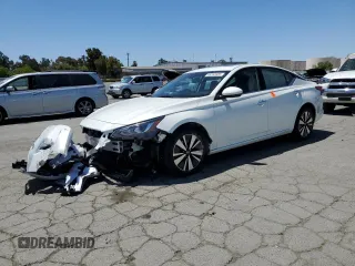 2019 Nissan Altima SV with VIN 1N4BL4DVXKC120067, listed as a Copart auction lot 63255935 with 19,418 mi miles and Salvage title. Bid and sale history available at DreamBid. Image 1.