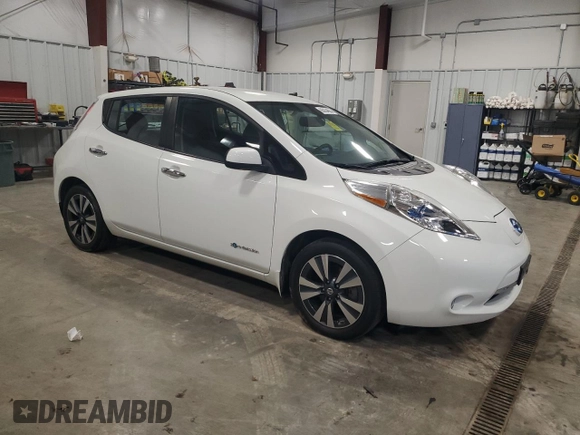 2016 Nissan LEAF S with VIN 1N4BZ0CP5GC306312, listed as a Copart auction lot 85034664 with 47,129 mi miles and Clean Title. Bid and sale history available at carsss.com. Image 4.