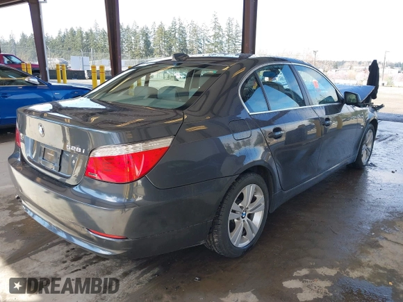 2010 BMW 5 Series 528i xDrive with VIN WBANV1C52AC444126, listed as a IAAI auction lot 41871932 with 96,322 mi miles and . Bid and sale history available at carsss.com. Image 4.