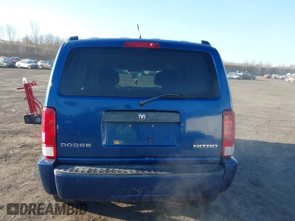 2010 Dodge Nitro Heat z VIN 1D4PU4GK1AW157684, wystawiony jako IAAI lot #41767719 z przebiegiem 140 260 mil mil oraz . Historia ofert i sprzedaży dostępna na DreamBid. Obrazek 15.