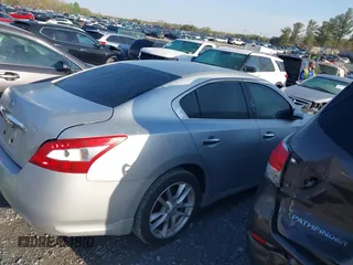 2011 Nissan Maxima SV z VIN 1N4AA5APXBC865253, wystawiony jako IAAI lot #41914882 z przebiegiem 132 510 mil mil oraz . Historia ofert i sprzedaży dostępna na DreamBid. Obrazek 13.