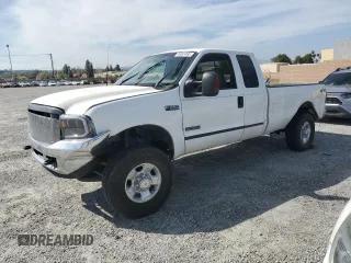 2000 Ford F-250 XL z VIN 1FTNX21F5YEA71841, wystawiony jako Copart lot #49081865 z przebiegiem 359 788 mil mil oraz Szkoda całkowita • Salvage title. Historia ofert i sprzedaży dostępna na DreamBid. Obrazek 1.