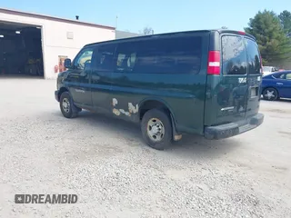2008 Chevrolet Express Passenger z VIN 1GAGG25K481208039, wystawiony jako IAAI lot #42065395 z przebiegiem 390 738 mil mil oraz . Historia ofert i sprzedaży dostępna na DreamBid. Obrazek 3.