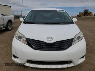 2013 Toyota Sienna L with VIN 5TDZK3DCXDS313664, listed as a Copart auction lot 55080535 with 245,026 mi miles and Salvage Title. Bid and sale history available at carsss.com. Image 5.