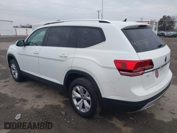 2018 Volkswagen Atlas S with VIN 1V2AP2CAXJC532712, listed as a IAAI auction lot 41177882 with 105,832 mi miles and . Bid and sale history available at DreamBid. Image 3.