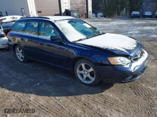 2007 Subaru Legacy Wagon Special Edition with VIN 4S3BP616877324034, listed as a IAAI auction lot 41990610 with 136,609 mi miles. Bid and sale history available at carsss.com. Image 1.