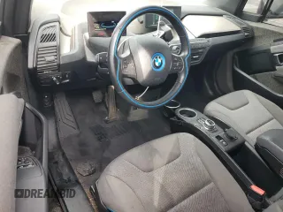 2017 BMW i3 z VIN WBY1Z8C32HV894112, wystawiony jako Copart lot #59610785 z przebiegiem 82 087 mil mil oraz Czysty tytuł • Clean title. Historia ofert i sprzedaży dostępna na DreamBid. Obrazek 8.
