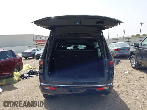 2024 Jeep Wagoneer Series III with VIN 1C4SJVDP7RS175096, listed as a IAAI auction lot 41836705 with 16,260 mi miles and . Bid and sale history available at DreamBid. Image 18.