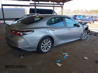 2023 Toyota Camry LE z VIN 4T1C11AK5PU127664, wystawiony jako IAAI lot #41653925 z przebiegiem 24 378 mil mil oraz . Historia ofert i sprzedaży dostępna na DreamBid. Obrazek 4.