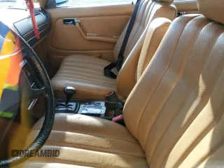1983 Mercedes-Benz 300 300D-T with VIN WDBAB33A0DB016230, listed as a Copart auction lot 81736564 with Not Provided miles and Salvage Title. Bid and sale history available at carsss.com. Image 7.