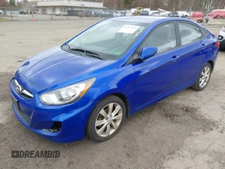 2012 Hyundai Accent GLS z VIN KMHCU4AE8CU115781, wystawiony jako IAAI lot #42057951 z przebiegiem 150 441 mil mil oraz . Historia ofert i sprzedaży dostępna na DreamBid. Obrazek 2.