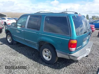 1998 Ford Explorer XL z VIN 1FMZU34E9WZA08004, wystawiony jako IAAI lot #41899669 z przebiegiem 209 832 mil mil oraz . Historia ofert i sprzedaży dostępna na DreamBid. Obrazek 3.