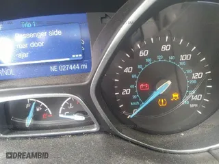 2014 Ford Focus SE with VIN 1FADP3F25EL427516, listed as a IAAI auction lot 25727850 with 27,444 mi miles. Bid and sale history available at carsss.com. Image 7.