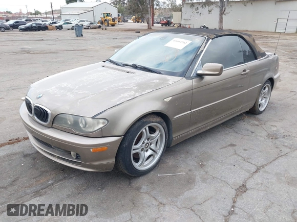 2005 BMW 3 Series 325Ci with VIN WBABW33415PL36114, listed as a IAAI auction lot 41494702 with 188,456 mi miles and . Bid and sale history available at carsss.com. Image 2.