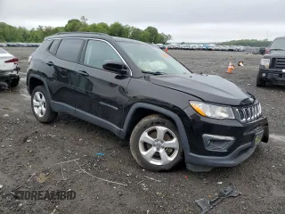 2018 Jeep Compass Latitude with VIN 3C4NJDBB9JT114947, listed as a Copart auction lot 56967075 with 31,994 mi miles and Salvage title. Bid and sale history available at DreamBid. Image 4.