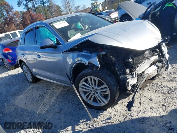2018 Audi Q5 Prestige with VIN WA1CNAFYXJ2126447, listed as a IAAI auction lot 41033654 with 54,204 mi miles. Bid and sale history available at carsss.com. Image 1.