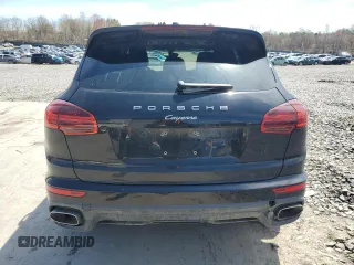 2017 Porsche Cayenne z VIN WP1AA2A28HKA83737, wystawiony jako Copart lot #54212985 z przebiegiem 87 416 mil mil oraz Szkoda całkowita • Salvage title. Historia ofert i sprzedaży dostępna na DreamBid. Obrazek 6.