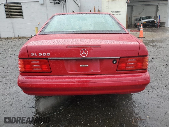 1998 Mercedes-Benz SL 500 with VIN WDBFA67F1WF160719, listed as a Copart auction lot 52823645 with 101,697 mi miles and Clean title. Bid and sale history available at DreamBid. Image 6.