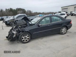 2004 Mercedes-Benz C 240 с VIN WDBRF61J54E016282, выставлен на аукционе Copart как лот 89319355 с пробегом 172 573 миль миль и Списание • Salvage title. История ставок и продаж доступна на DreamBid. Изображение 1.
