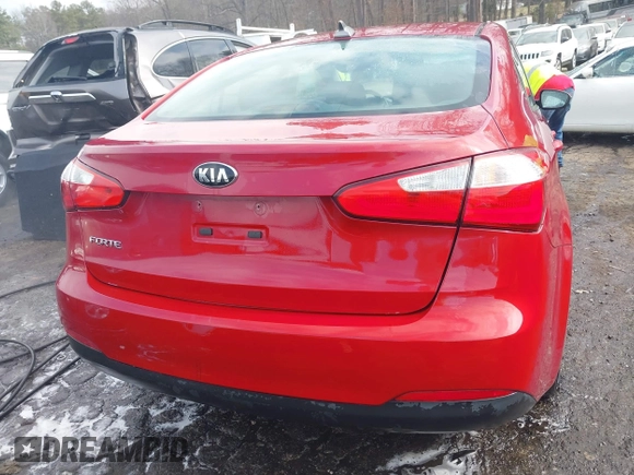 2015 Kia Forte LX with VIN KNAFX4A67F5381306, listed as a IAAI auction lot 41509081 with 175,383 mi miles and . Bid and sale history available at carsss.com. Image 16.