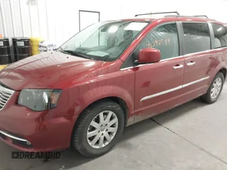 2014 Chrysler Town & Country Touring z VIN 2C4RC1BG2ER467240, wystawiony jako IAAI lot #41392549 z przebiegiem 146 652 mil mil oraz . Historia ofert i sprzedaży dostępna na DreamBid. Obrazek 2.