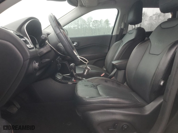 2019 Jeep Compass Limited with VIN 3C4NJCCBXKT843727, listed as a Copart auction lot 42649675 with 19,641 mi miles and Salvage Title. Bid and sale history available at carsss.com. Image 7.