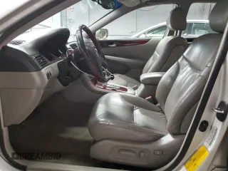 2002 Lexus ES 300 with VIN JTHBF30G925010715, listed as a Copart auction lot 55691895 with 202,913 mi miles and Salvage title. Bid and sale history available at DreamBid. Image 7.