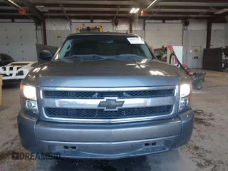 2007 Chevrolet Silverado 1500 Work Truck with VIN 2GCEC19C771599896, listed as a IAAI auction lot 41992728 with 215,375 mi miles and . Bid and sale history available at DreamBid. Image 13.