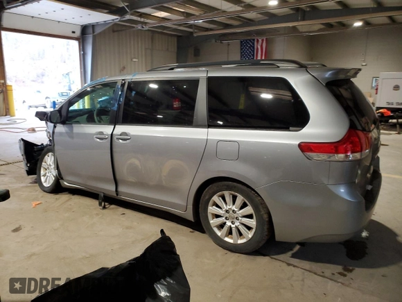 2011 Toyota Sienna LE with VIN 5TDJK3DC0BS022584, listed as a Copart auction lot 49715565 with 81,603 mi miles and Salvage Title. Bid and sale history available at carsss.com. Image 2.