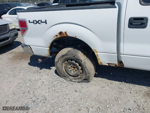 2014 Ford F-150 XL with VIN 1FTFW1EF2EFA19908, listed as a IAAI auction lot 41768531 with NaN miles. Bid and sale history available at carsss.com. Image 6.