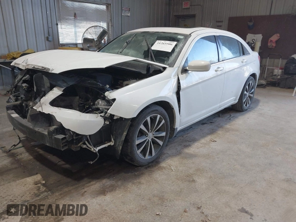 2012 Chrysler 200 S with VIN 1C3CCBHG1CN162040, listed as a IAAI auction lot 41265506 with 161,807 mi miles. Bid and sale history available at carsss.com. Image 17.