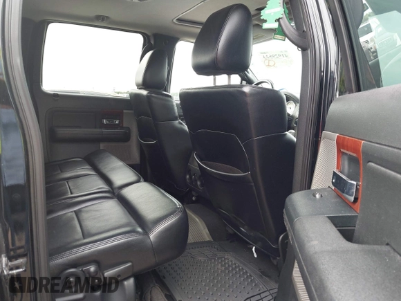 2005 Ford F-150 XLT with VIN 1FTPW14555KB44390, listed as a IAAI auction lot 41929523 with 286,416 mi miles. Bid and sale history available at carsss.com. Image 8.