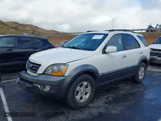 2007 Kia Sorento EX with VIN KNDJC736075701123, listed as a IAAI auction lot 41523321 with 126,003 mi miles. Bid and sale history available at carsss.com. Image 2.