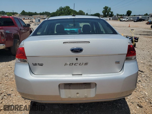 2008 Ford Focus SE z VIN 1FAHP35N78W115746, wystawiony jako Copart lot #60981575 z przebiegiem 195 035 mil mil oraz Czysty tytuł • Clean title. Historia ofert i sprzedaży dostępna na DreamBid. Obrazek 6.