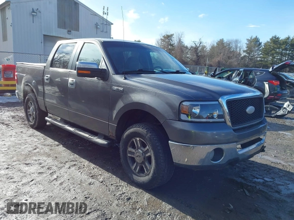 2007 Ford F-150 XLT with VIN 1FTPW14537FB66030, listed as a IAAI auction lot 41704020 with 202,870 mi miles. Bid and sale history available at carsss.com. Image 1.
