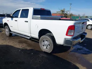 2022 Ram 2500 Tradesman with VIN 3C6UR5CJ5NG367849, listed as a IAAI auction lot 41680816 with 30,883 mi miles. Bid and sale history available at carsss.com. Image 3.