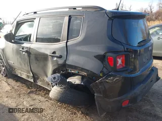 2018 Jeep Renegade Latitude with VIN ZACCJABB7JPH15240, listed as a IAAI auction lot 41727971 with 96,853 mi miles and . Bid and sale history available at carsss.com. Image 6.