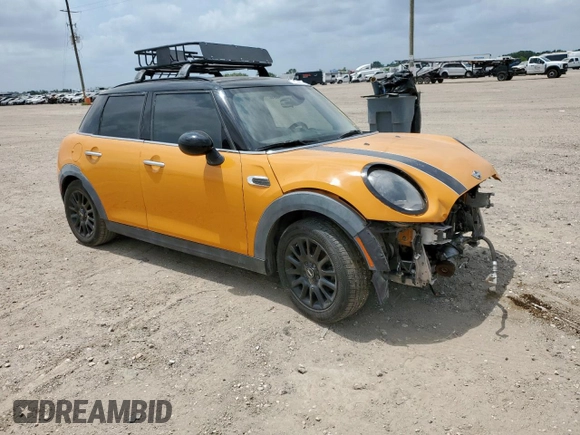 2015 MINI Hardtop 4 Door with VIN WMWXS5C59FT831465, listed as a Copart auction lot 57534805 with Not provided miles and Clean title. Bid and sale history available at DreamBid. Image 4.