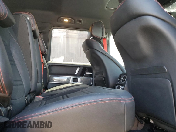 2021 Mercedes-Benz G 550 z VIN W1NYC6BJXMX382983, wystawiony jako Copart lot #61177185 z przebiegiem 22 835 mil mil oraz Szkoda całkowita • Salvage title. Historia ofert i sprzedaży dostępna na DreamBid. Obrazek 11.