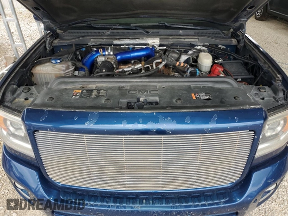 2016 GMC Sierra 2500HD SLT z VIN 1GT12TE80GF271582, wystawiony jako Copart lot #59993915 z przebiegiem 224 490 mil mil oraz Szkoda całkowita • Salvage title. Historia ofert i sprzedaży dostępna na DreamBid. Obrazek 11.