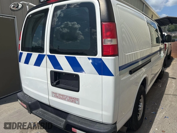 2016 Chevrolet Express Cargo with VIN 1GCWGAFF3G1224195, listed as a IAAI auction lot 42819269 with 87,490 mi miles and . Bid and sale history available at DreamBid. Image 33.