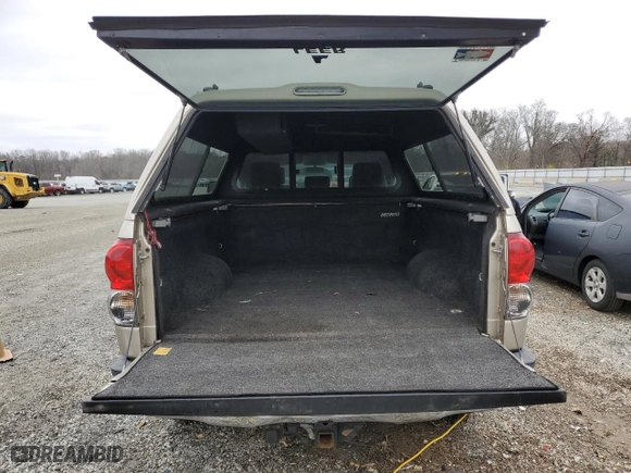 2007 Toyota Tundra SR5 with VIN 5TFBV541X7X009171, listed as a Copart auction lot 44572725 with 135,735 mi miles and Salvage Title. Bid and sale history available at carsss.com. Image 6.