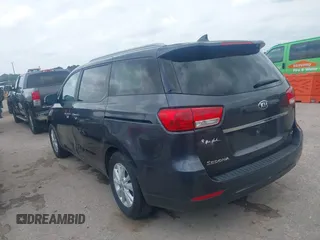 2015 Kia Sedona LX with VIN KNDMB5C16F6065437, listed as a IAAI auction lot 42079430 with 149,991 mi miles and . Bid and sale history available at DreamBid. Image 3.